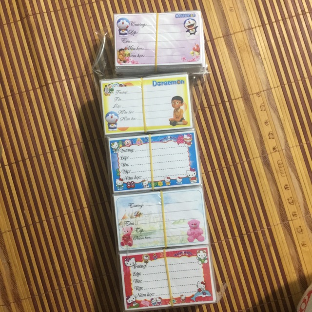100 cái nhãn vở ,nhãn vở hoạt hình có keo dán sẵn