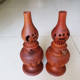 đồ thờ -đôi đèn thờ gỗ hương nguyên khối  cao 22cmx9cm