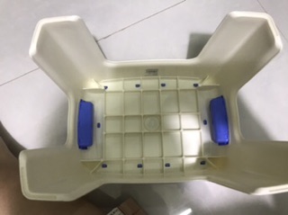 Ghế đẩu trung hai màu