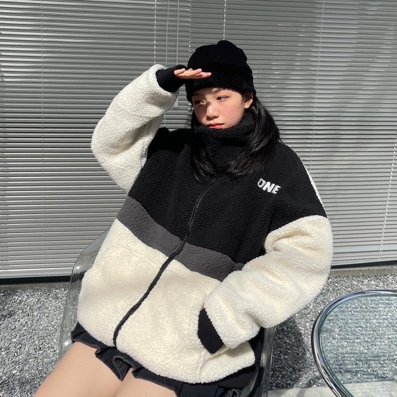 FLEEC JACKET - Áo khoác lông phối màu
