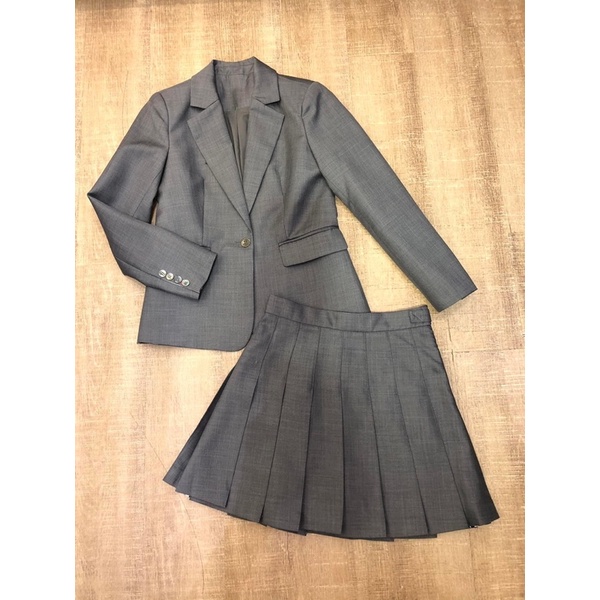 Set áo blazer chân váy xếp ly size S màu xám