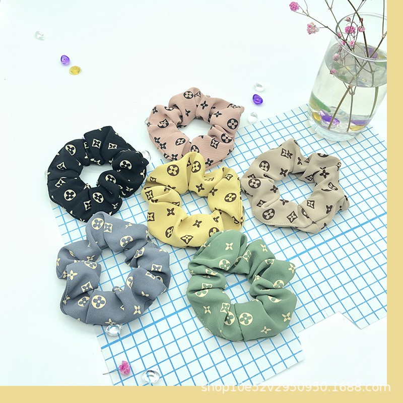 Dây buộc tóc, cột tóc scrunchies họa tiết caro, ziczac hoa quả dễ thương dành cho nữ Queenshop