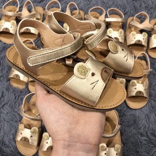 Sandal gấu vàng siêu cute