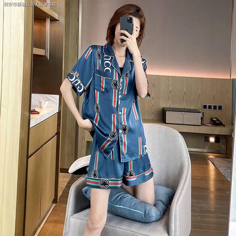Bộ đồ ngủ ngắn tay vải lụa họa tiết da báo thời trang cho nữ