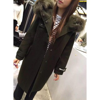 áo khoác dạ cổ lông yêu lắm ạ <3