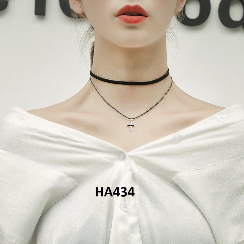 Choker nhiều kiểu dáng, vòng cổ cá tính