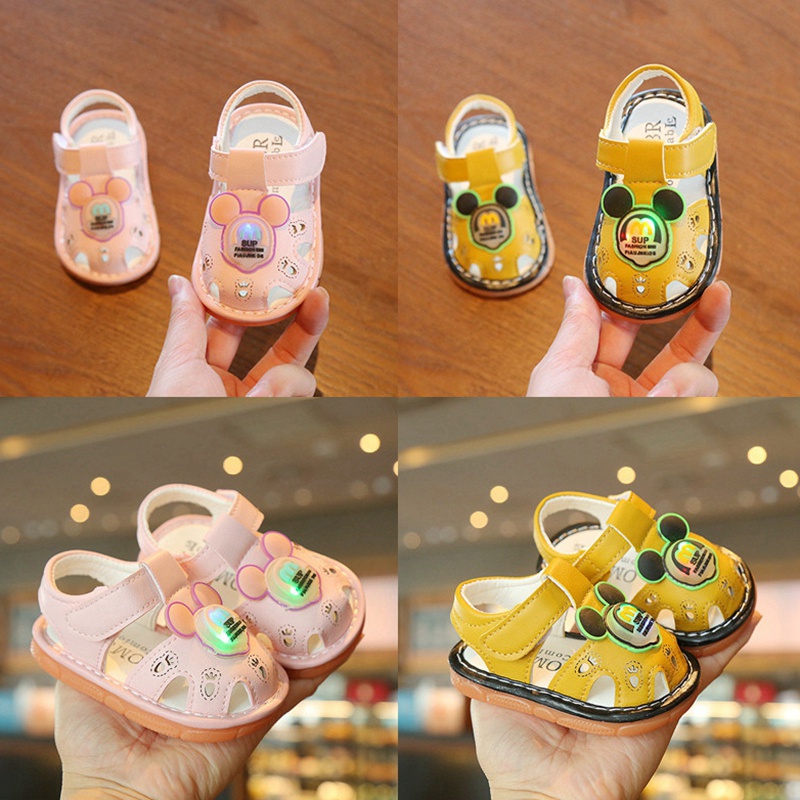 Giày Cao Su Tập Đi Có Đèn LED Hình Chuột Mickey Hoạt Hình Cho Bé 0-1 Tuổi