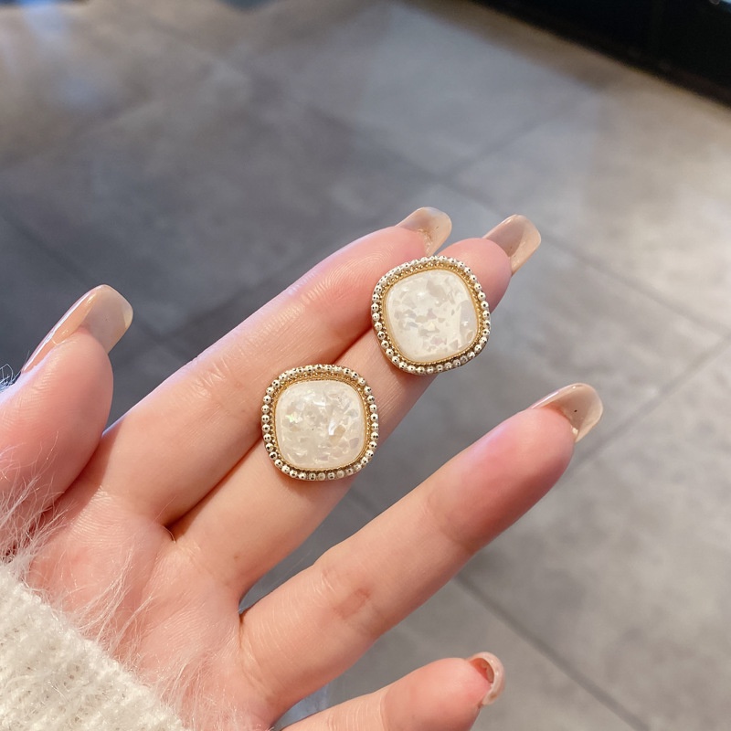 Khuyên Tai Thời Trang Hàn Quốc Mới