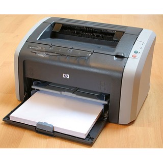 Máy in HP laserJet 1010 đã qua sử dụng ( dùng hộp mực 12A chung với 2900 )