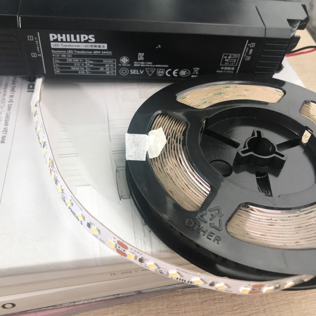 Đèn Led dây dán LS155 G2 L5000 24V 03  |Philips chính hãng|