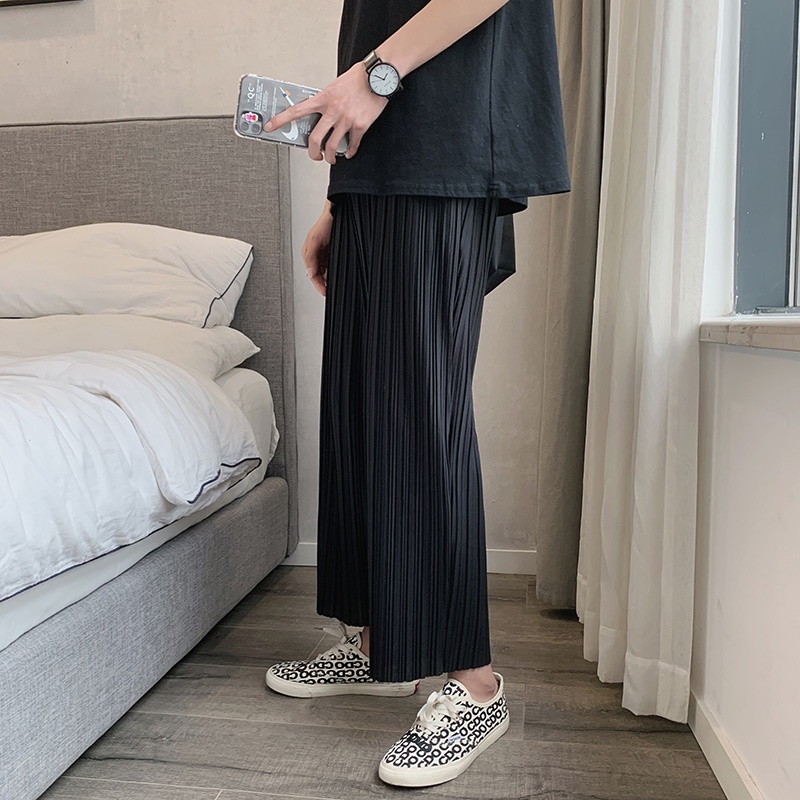 Quần ống rộng kiểu xếp ly thời trang mùa hè phong cách Hàn Quốc cho nam