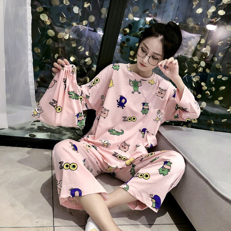 Bộ đồ ngủ họa tiết hoạt hình xinh xắn