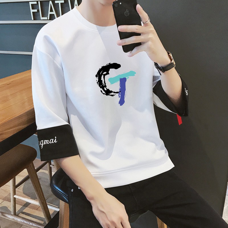 Áo Hoodie đen in hoạ tiết