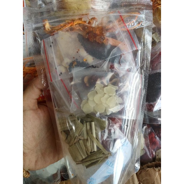 Set Chè Dưỡng Nhan Tuyết Yến 12 vị 300g nấu được 8-10 chai 330ml, giải nhiệt, thanh mát