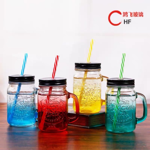 Cốc thuỷ tinh màu