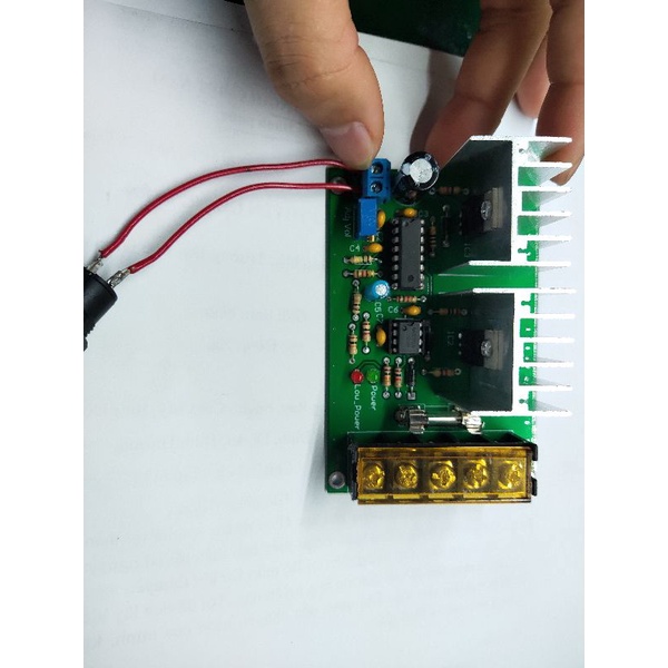 Mạch inverter 300W-50Hz -12V/20Ampe.