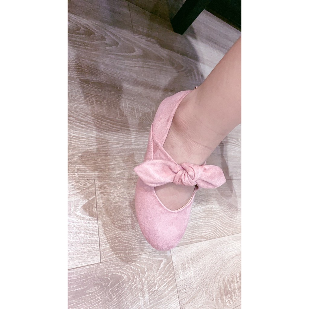 Giày búp bê da lộn Mother Care xuất dư xịn đét- xịn nhất quả đất luôn ạ! Giá rẻ khỏi chê luôn ạ!