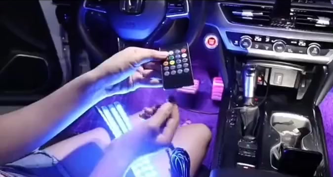 Bộ 12 Led gắn gầm ghế ô tô Scar