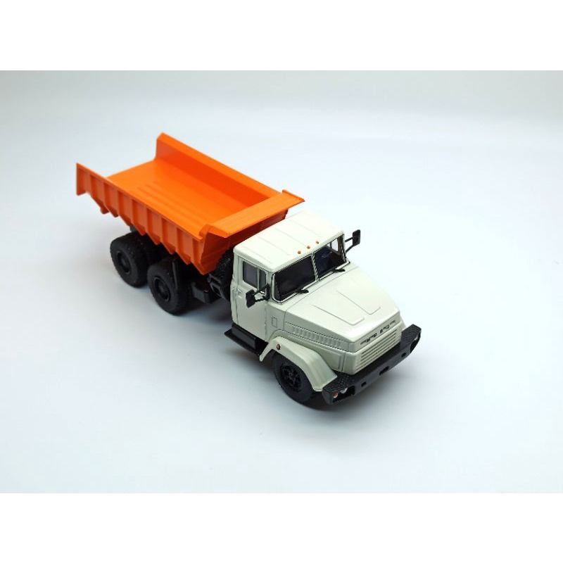 Mô hình xe Kraz 6510
