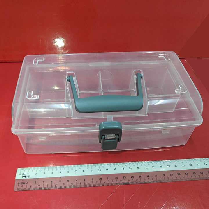 Hộp dụng cụ 5 ngăn, có khóa cài, quai xách 23,5x14,8cm cao 8,2cm. Sx tại Thái Lan