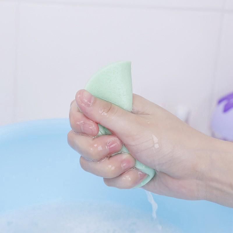 Bọt biển rửa mặt vệ sinh