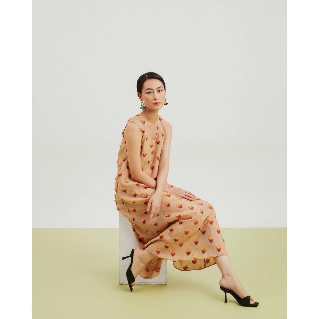 [Mã FAMALLT5 giảm 15% đơn 150k] MAUVE - Flowery dress Đầm voan tơ kèm đầm lót | BigBuy360 - bigbuy360.vn