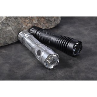Đèn pin FireFlies E01 SST 20 2300Lumen