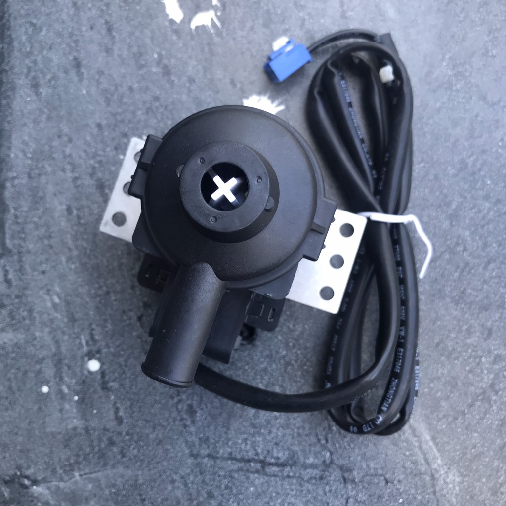 Bơm Điều Hòa Âm Trần 9W; 12W (Mua càng nhiều giá càng tốt)