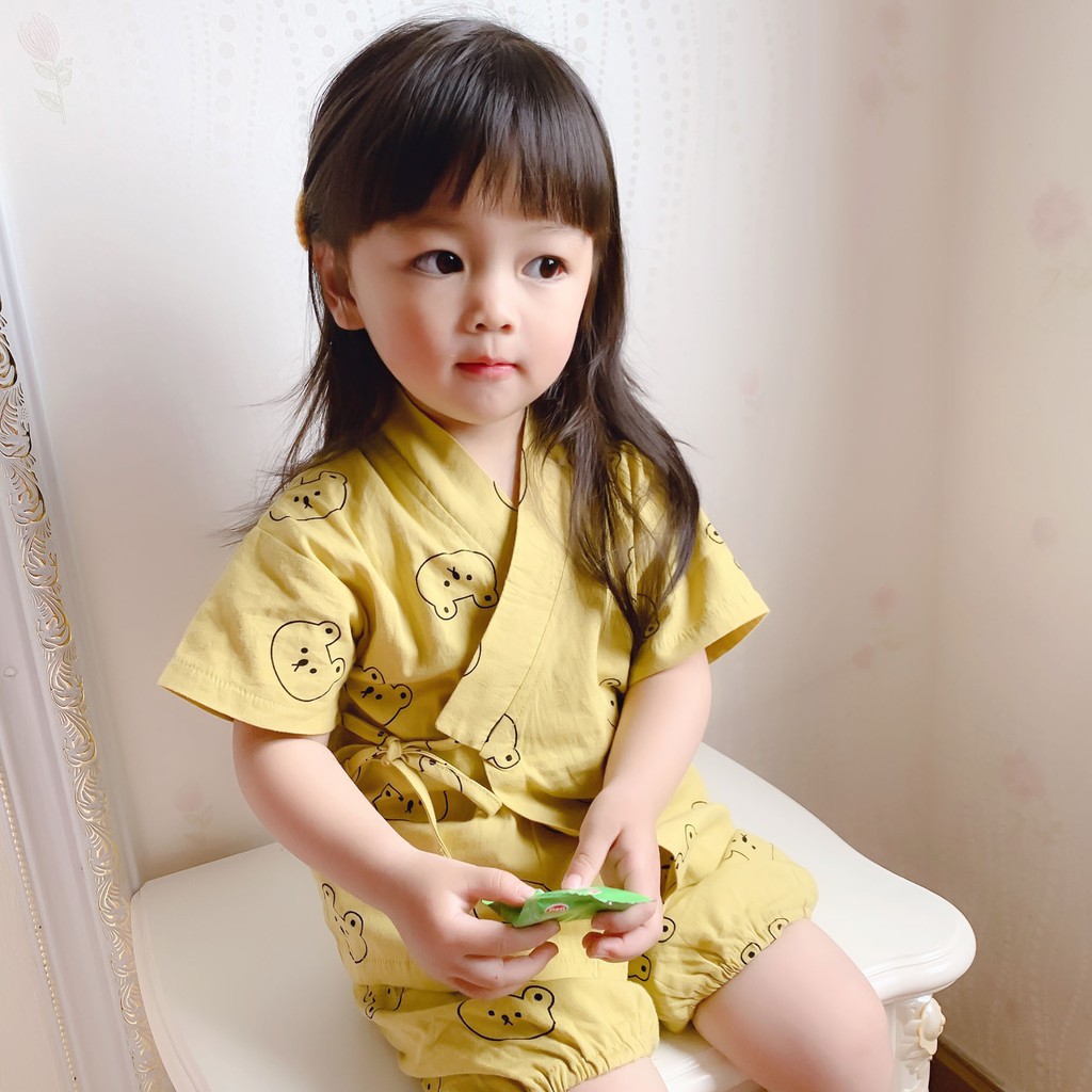 Set quần áo thời trang dễ thương dành cho bé trai