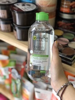 Nước tẩy trang Garnier Skin Active