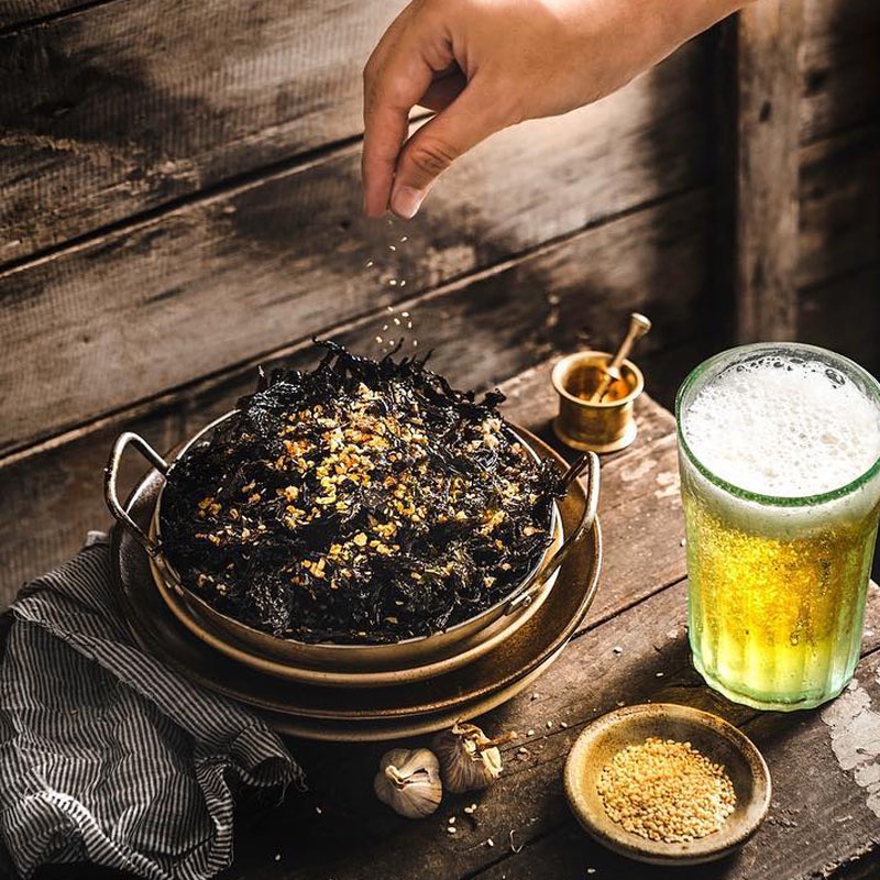 Rong biển cháy tỏi 200g ăn liền vị hấp dẫn, rong biển giòn rụm - Ăn vặt nhà Cốm