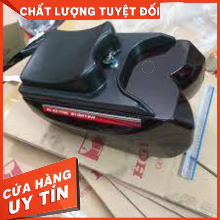 <SỐC> cốp thùng đồ gắn xe dream /cúp 81/82 huyền thoại