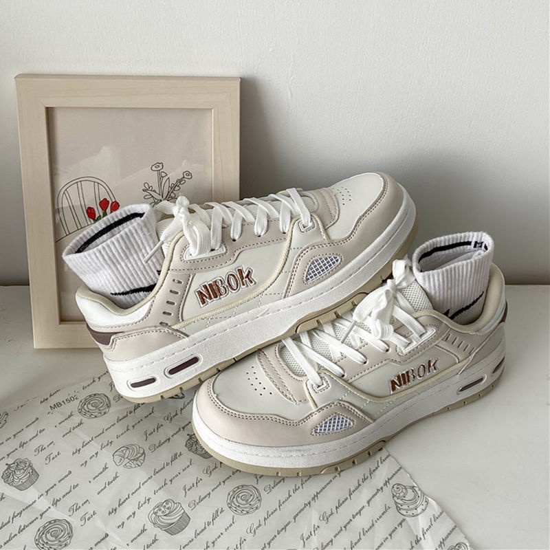 Giày Sneaker Đế Bằng Dễ Phối Đồ Thời Trang Cho Nữ