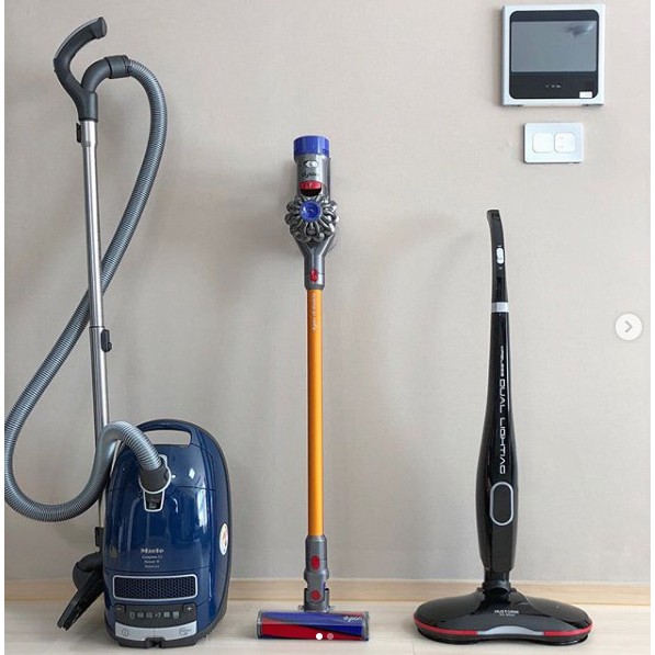 Máy lau nhà tự động Hustorm HS 12000 Hàn Quốc