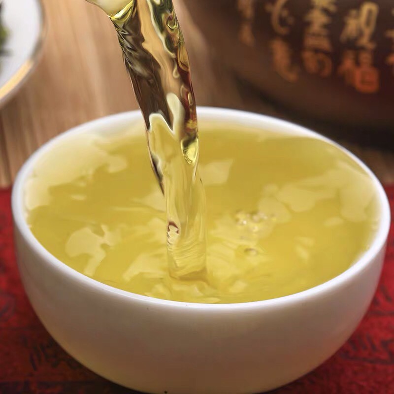 Trà thiết quan âm hộp đẹp 250g thích hợp làm quà biếu tặng