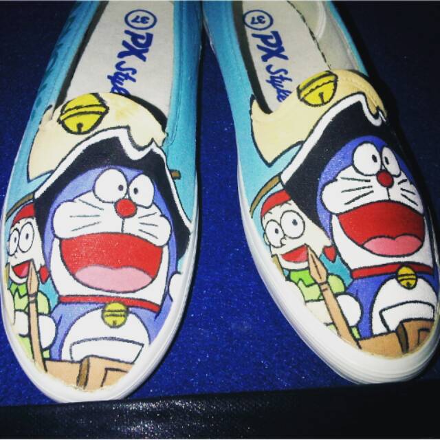 Doraemon Bộ 15 Tranh Vẽ Hình Đôi Giày Của Doremon Dễ Thương