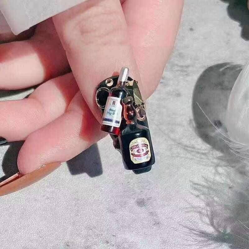 Charm chai rượu vang có bán lẻ