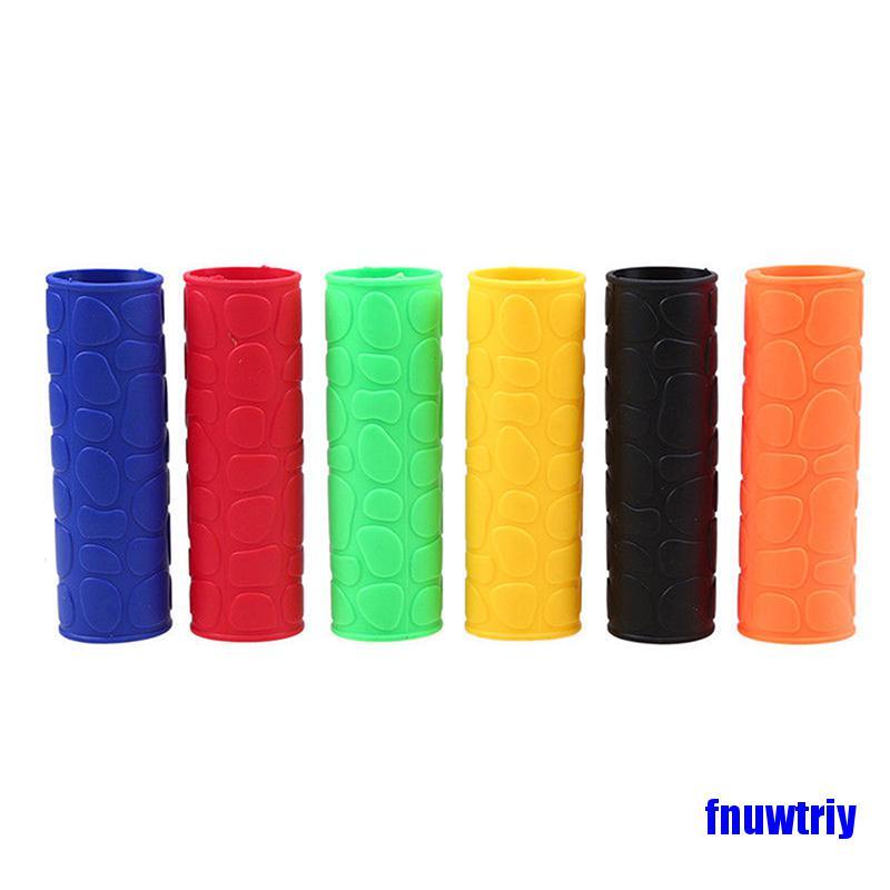 Vỏ Bọc Tay Lái Xe Máy Bằng Cao Su Chất Lượng Cao