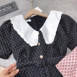 Váy xốp cổ sen kèm đai thắt eo