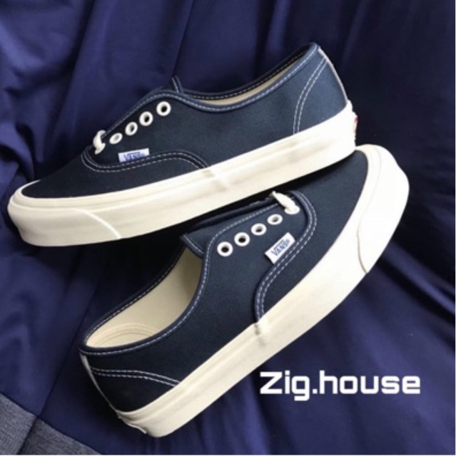 vans vault authentic navy