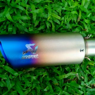 Pô Akrapovic oval titan 2019 ( có clip )