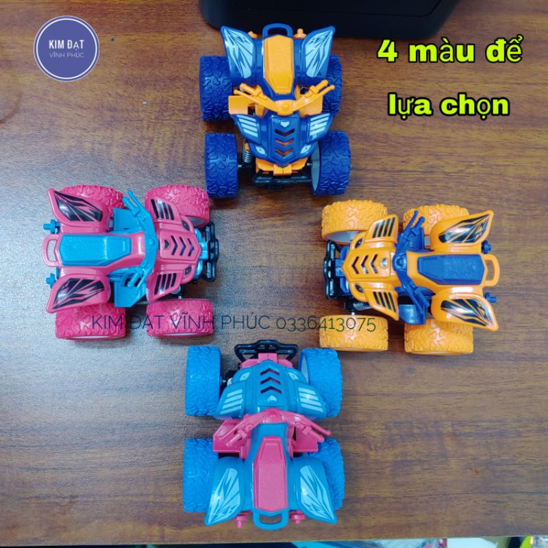 Đồ chơi xe địa hình quán tính . có thể quay 360° xe có nhiều màu để lựa chọn