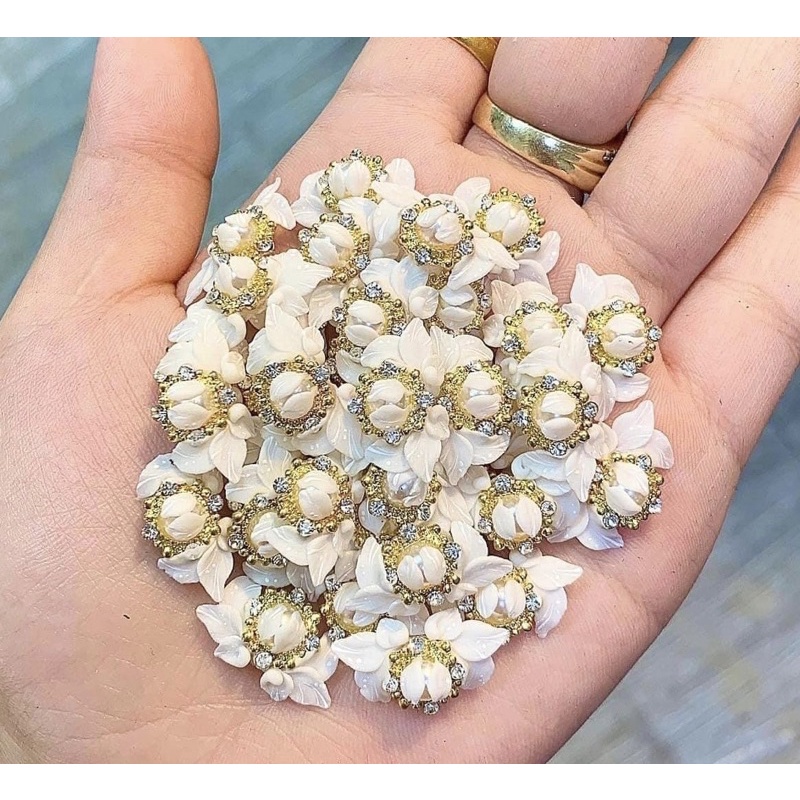 Hoa ôm cham mới (giá 1 bông)