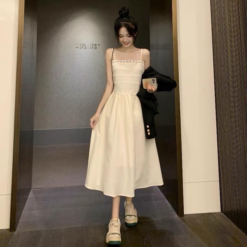 Set váy hai dây khoác dạ tweed sang chảnh