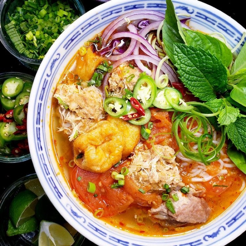 Q5 - Combo bún riêu ngon ngất ngây