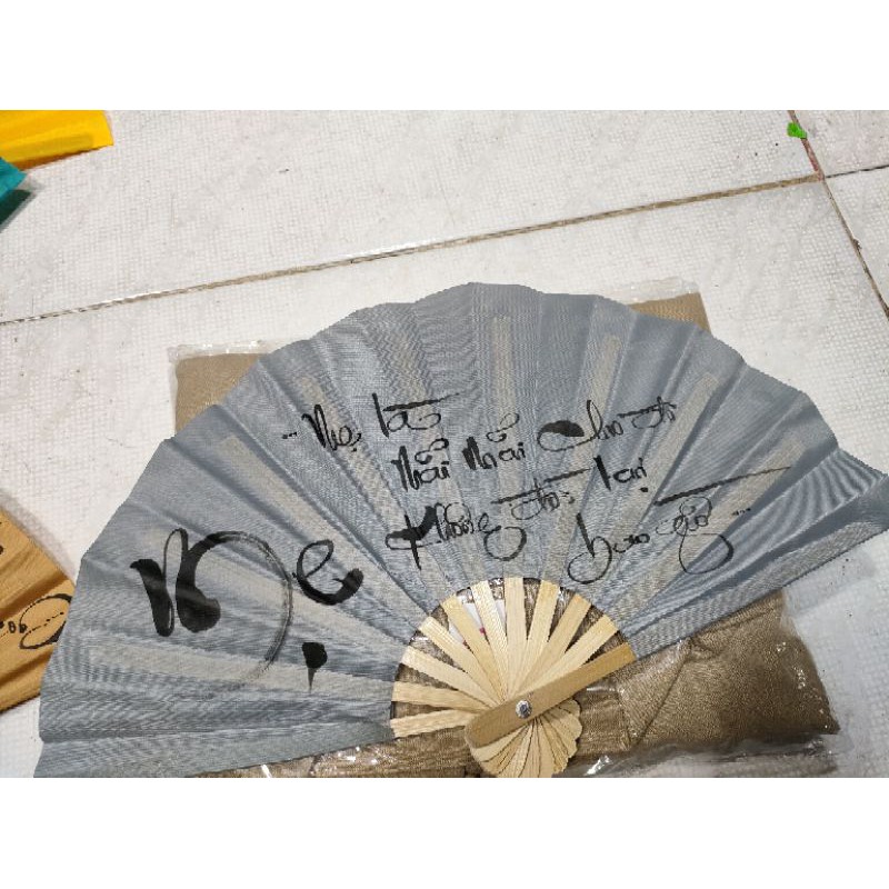 Quạt vải thư pháp, quạt vải vẽ tay thư pháp