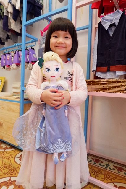 Búp bê elsa + anna 295/1sp