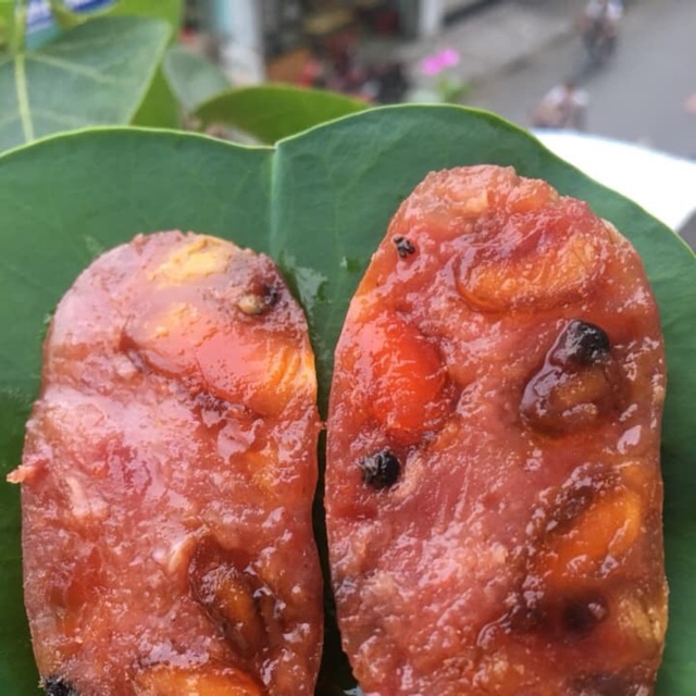 Lạp xưởng tươi