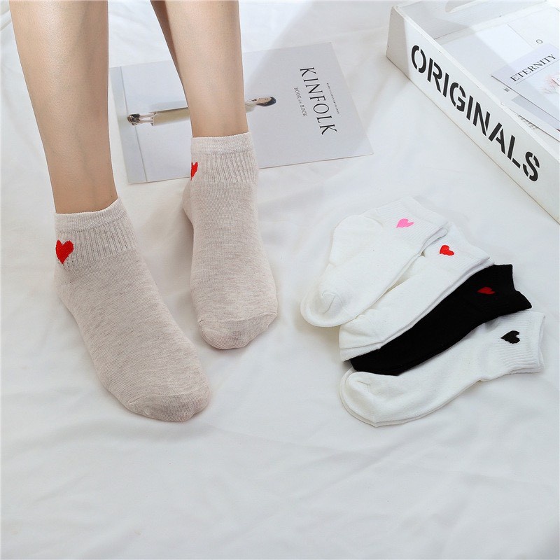 Tất vớ nữ trơn cổ ngắn thêu trái tim basic thời trang phong cách Ulzzang