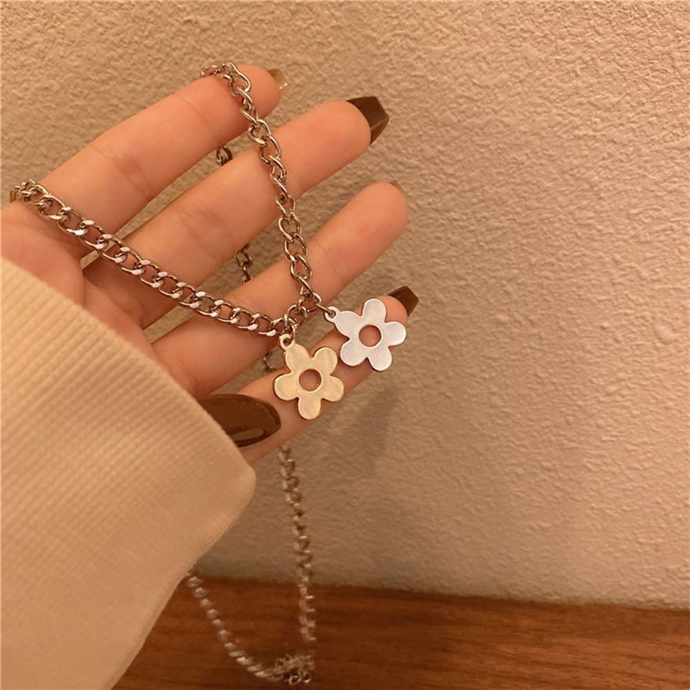 Vòng cổ kim loại mặt hình bông hoa phong cách Hàn Quốc sang trọng 2LIFE